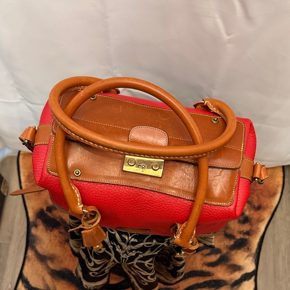 Dooney & Bourke Red and Tan Satchel doctor bag vintage leather - Picture 10 of 17